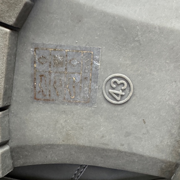 Tex Gray Winter mid calf Boots with Knit Cuff EUC 10.5 - Picture 7 of 13